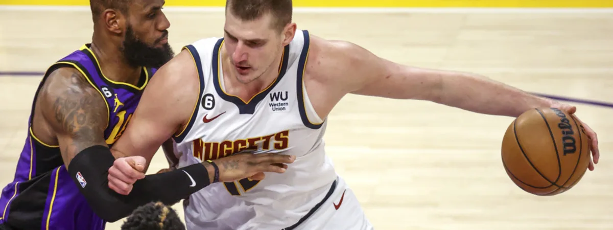 而亚泰则依 而亚泰则依